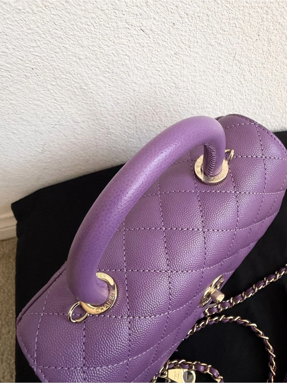 NEW w/ Receipt CHANEL 22P Purple Violet Caviar Light GHW Small Coco Handle Flap